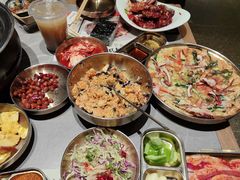 -草家酱蟹炭火烤肉店(珲春南路一店)
