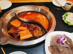 -大龙辣火锅·龙虾·烧烤(湖滨新天地店)