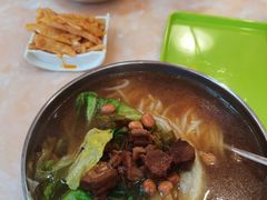 -卓雅桂林米粉