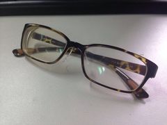 -发茂眼镜·蔡司依视路镜片(镇坪路店)