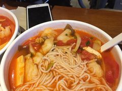 -渝是乎川渝小炒(新世界百货望京店)
