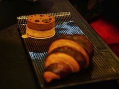 -Salon de The de Joel Robuchon(外滩18号店)