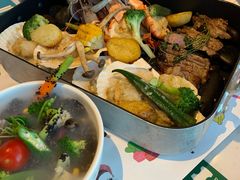 -水桶王国主题餐厅·聚会·生日派对·亲子活动·家庭套餐(亚龙湾希尔顿店)