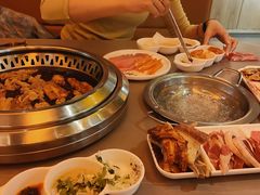 -黑金·寻焰自助百汇·烤肉·火锅(中街店)