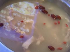 -光头药膳鸡(莱茵小镇店)
