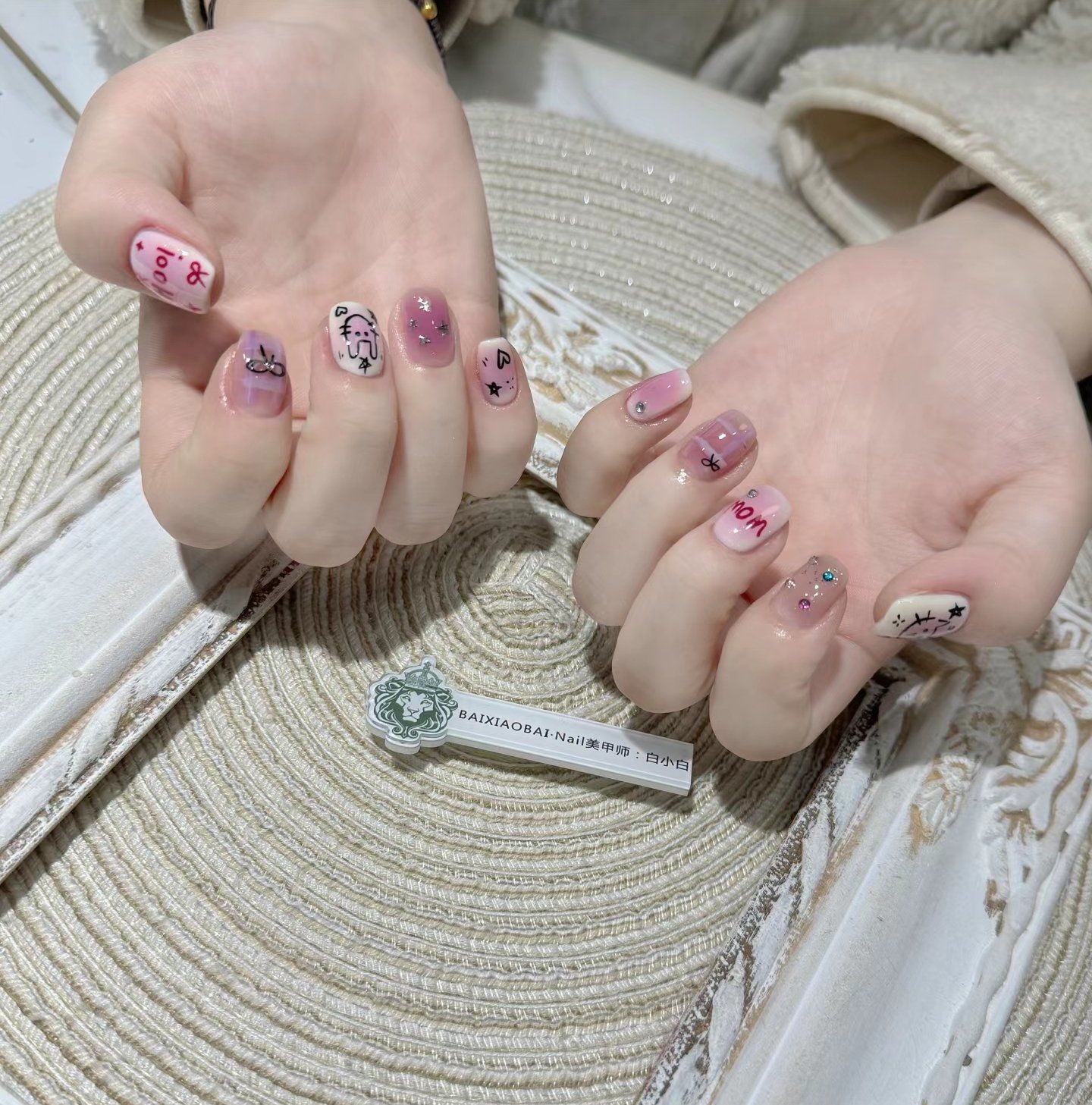 美甲 #气质美甲 #腮红美甲 #甜妹 #显白美甲款式 #美甲 #可爱美甲
