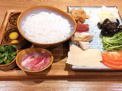 蒙自过桥米线-麦麦山云南菜(复地活力城店)