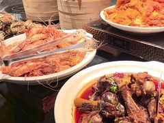 -雍容荟帝王蟹活龙虾展台自助(IFS黑金店)