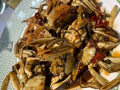 -嗨辣小聚·盘锦河蟹·海鲜烧烤龙虾(盘锦十年好店)