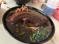 -小龙大肉面馆