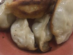 -黄阿姨锅贴大王(万航渡路店)