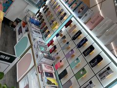 -爱畅享华为苹果手机维修服务(虹口龙之梦店)