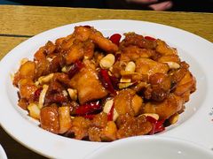 宫保鸡腿丁-河沿肉饼Beijing Pie(锡拉胡同店)