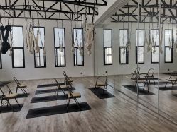 -无界瑜伽普拉提