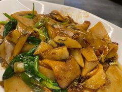 -蔼若春.传承三十年云南菜(金碧公园店)