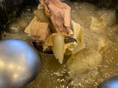 -鲁朗纳麦石锅鸡庄园