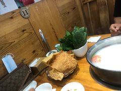-风情丽江斑鱼火锅(孙家沟西南路80号店)