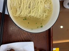 -百年老字号·观振兴蟹黄面·三虾面·苏式面(观前街富仁坊巷店)