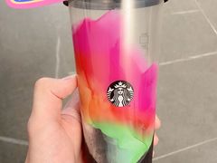 -星巴克(洛阳中州路王府井店)