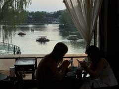 -东岸Cafe 爵士俱乐部