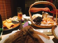 -余欢领鲜火锅(新街口店)