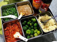 -四川小胡子海鲜(丁村万人海鲜广场店)