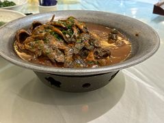 红烧野生河杂鱼-老平安农家菜(平安店)