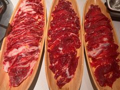 -左庭右院鲜牛肉火锅(金山万达店)