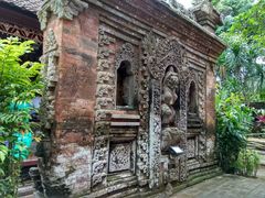 -Warung Babi Guling Ibu Oka 3