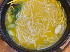 -桥香园过桥米线(国贸店)