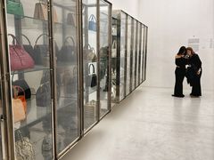 -PRADA普拉达(国金中心店)