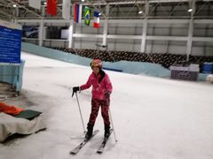 -乔波室内滑雪场