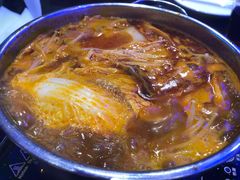 -唯爱KTV聚会餐厅(仙林东城汇店)