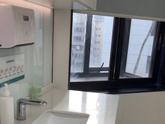 -登特口腔医院(鼓楼东街口店)