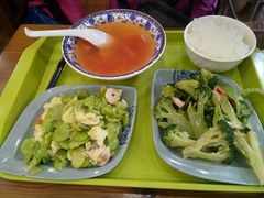 -荣华基·现炒快餐(肇嘉浜路店)