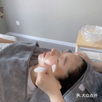 10次美容不如一次拨筋！