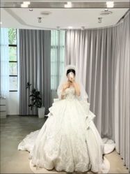 -维纳斯婚纱礼服租赁馆