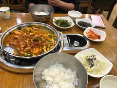 -蚂蚁家辣炒章鱼(海云台店)