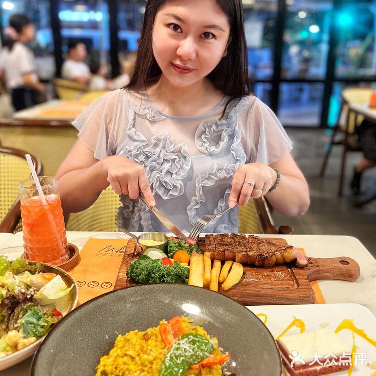 广州海珠区江边的宝藏西餐厅｜有氛围感的西餐厅