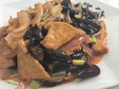 -何适山庄 ·可团建(水长城P2停车场店)