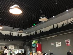 大堂-范贤光鸡公煲(平乐园总店)