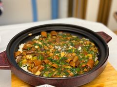 -品海楼·大连海胆锅贴馆(东港店)