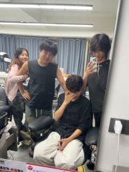 -iu潮牌·SALON