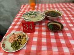 -老方桌烂蹄花川菜馆(九龙坡店)