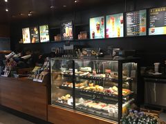 面包甜点陈列柜-星巴克(兰州国芳百货店)