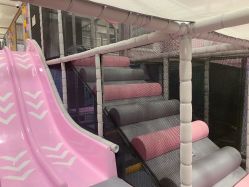 -meland club亲子乐园(重庆万象城店)