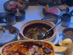 -八府香鸭·啫啫煲(华山路店)