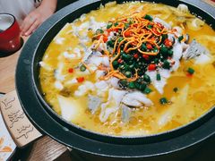 -山城外·非遗酸菜鱼(蜀都万达店)
