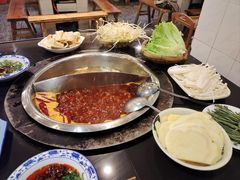 -重庆风光老灶火锅城(同德广场店)