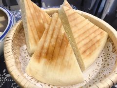 -八两八金·莱芜特色炒鸡(市南漳浦路店)